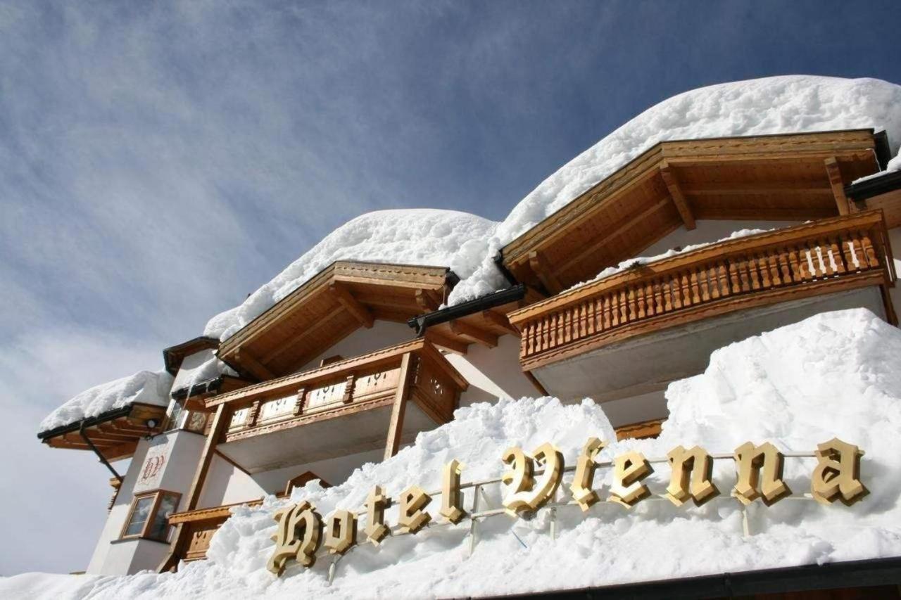 Hotel Vienna Sankt Martin am Sismunthbach Exterior foto